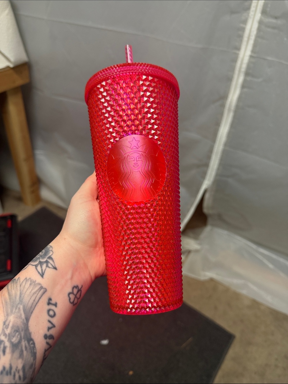 Starbucks 2019 hot pink studded 24oz tumbler